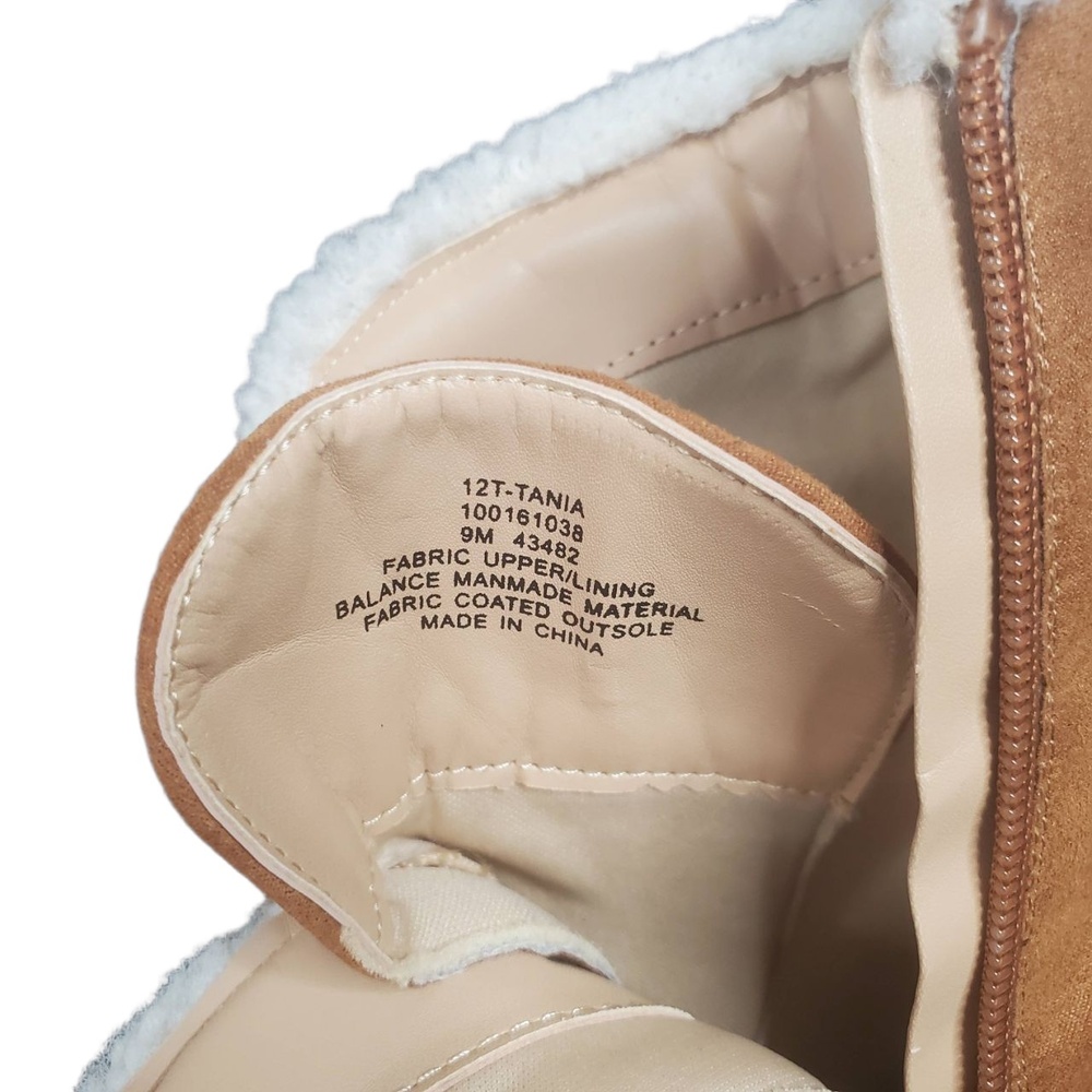 12 Thompson Tania Faux Shearling Multi Strap Buckle Chunky Heel Boots Tan 9 - Picture 13 of 14